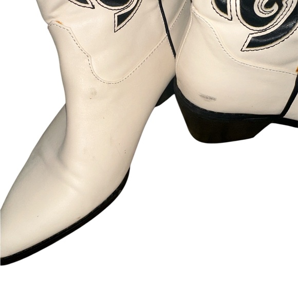 Billini Norva Boots - Picture 6 of 7
